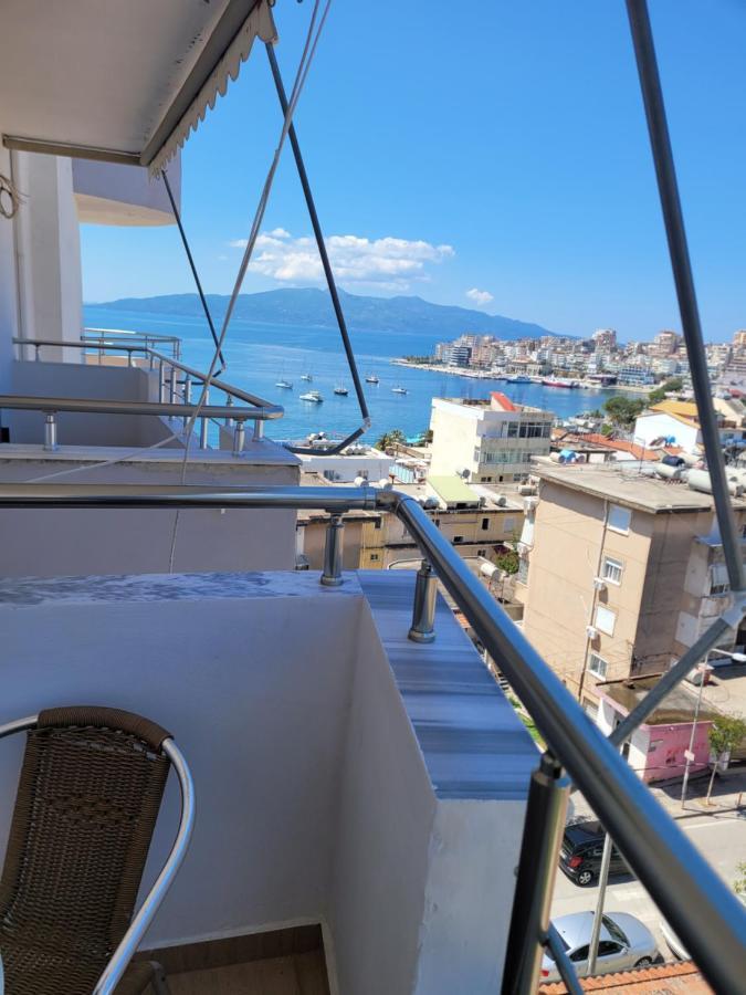 Marina Apartment Sarandë Buitenkant foto