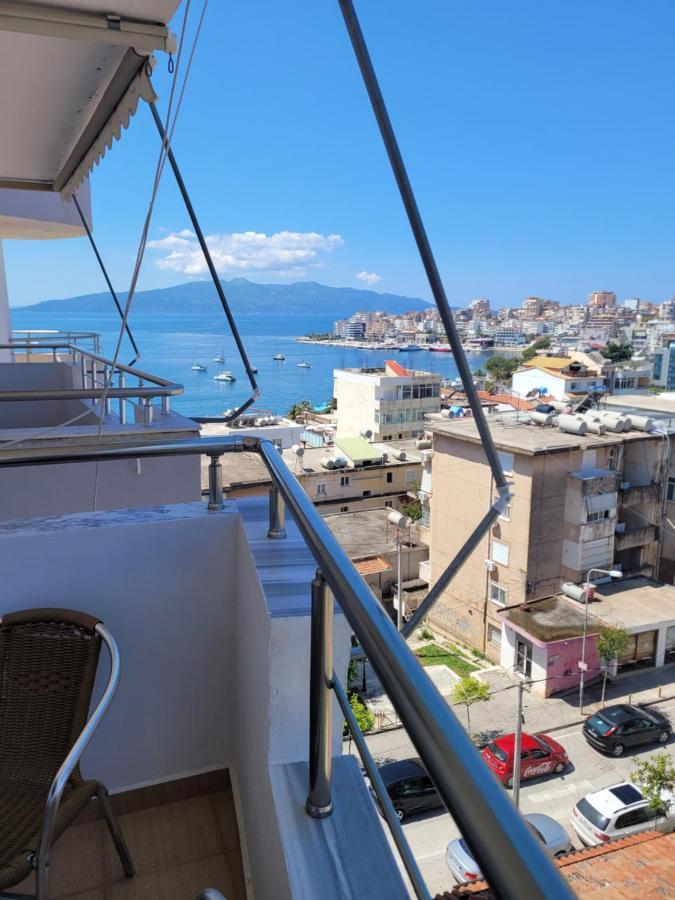 Marina Apartment Sarandë Buitenkant foto