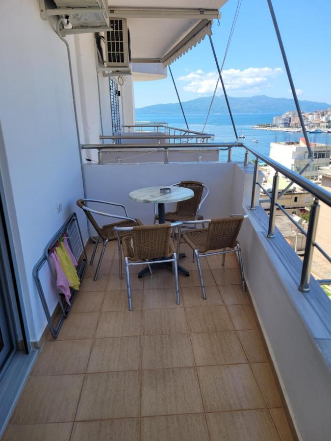 Marina Apartment Sarandë Buitenkant foto
